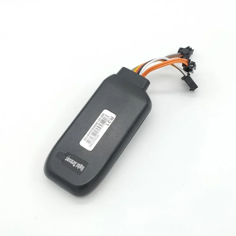 ردیاب سانتافه برند Whats GPS مدل R31 اورجینال - Image 3
